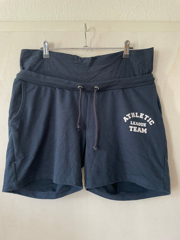 bpc (232) - dunkelblaue Shorts, Gr. 40/42