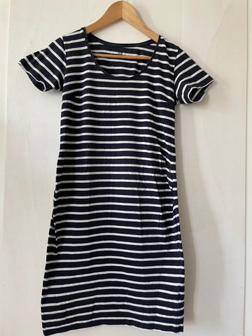 H&M mama (232) - dunkelblaues Basic-Kleid, Gr. M