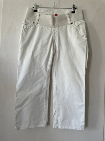 Esprit maternity (232) - weisse kurze Hose, Gr. 36