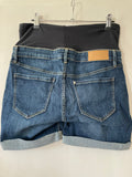 H&M mama (232) - blaue Shorts, Gr. 38