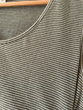 ripe (233) - grünes Still-Shirt, Gr. M