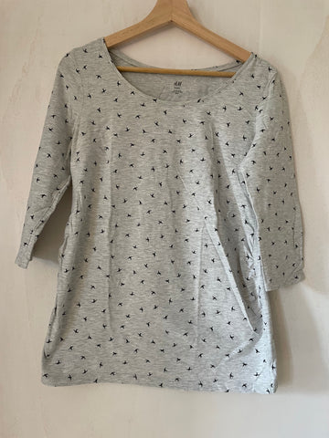 H&M mama (236) - graues Oberteil, Gr. M