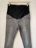 H&M mama (239) - schwarze Hose, Gr. 40