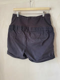 H&M mama (100) - blaue Shorts, Gr. 40
