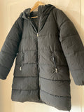 Only maternity (100) - schwarzer Wintermantel, Gr. M