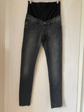 SUPERMOM (255) - schwarze Jeans, Gr. 36
