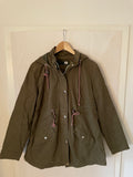 bpc mama (241) - grüne Jacke, Gr. 42