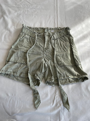 mama licious (212) - hellgrüne Shorts, Gr. S