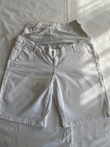 Seraphine (211) - weisse Shorts, Gr. 44